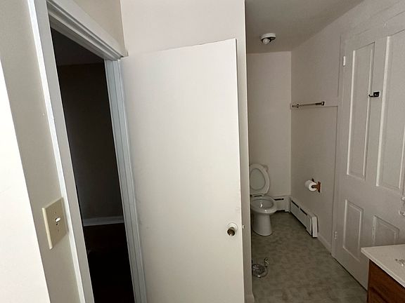 3rd image of 338 S 5th St #2
