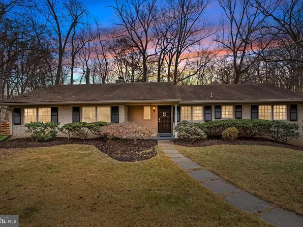 1429 Ironwood Dr, Mc Lean, VA 22101