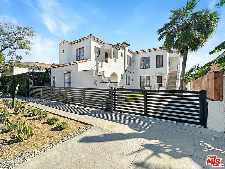 5930 Willoughby Ave — Photo 27