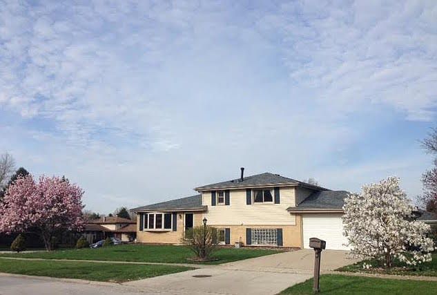 1st image of 8506 Walnut Ave