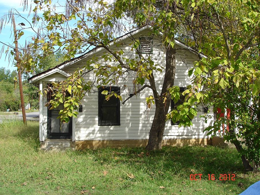 1st image of 214 W Ada Ave