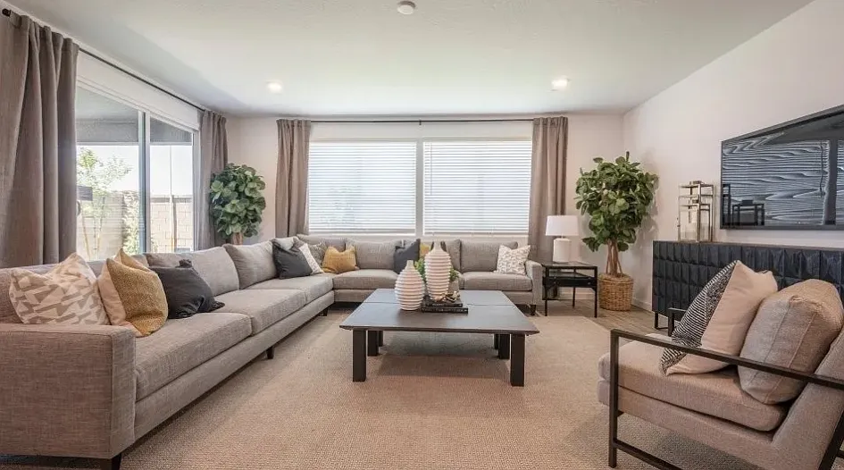 6 bed, 2617 sqft, $3,500 — Photo 4