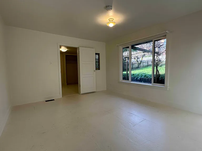 390 Grow Ave NW — Photo 18
