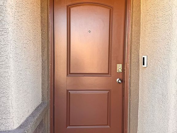 3rd image of 6229 Clackamas Ct
