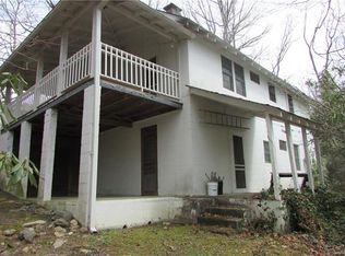 234 Buckner Rd, Black Mountain, NC 28711