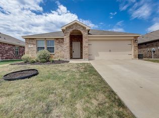 404 Wilson Way, Krum, TX 76207