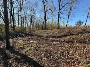 335 Shoreline Dr, Killen, AL 35645