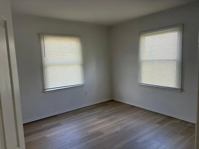 54 Bloomfield Ln #1 — Photo 6