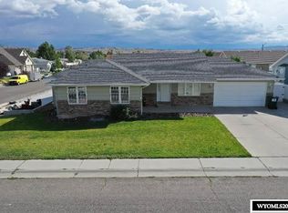 2602 Cache Valley Dr, Rock Springs, WY 82901