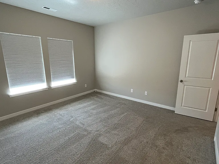 12453 Smugglers Basin St — Photo 22