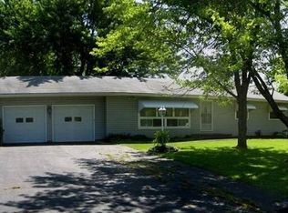 5324 NE Ashby Ln, Topeka, KS 66617