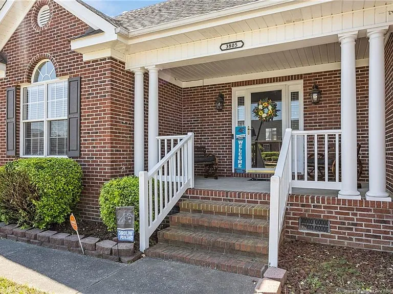 3805 Sunchase Dr — Photo 3