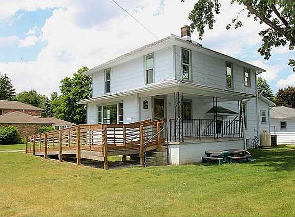 5th image of 1226 Conneaut Ave