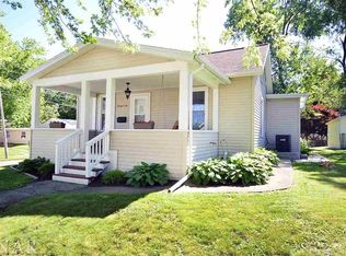 1302 S Oak St, Bloomington, IL
