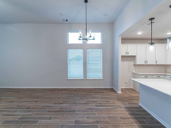 5th image of 3810 Aster Hill Dr