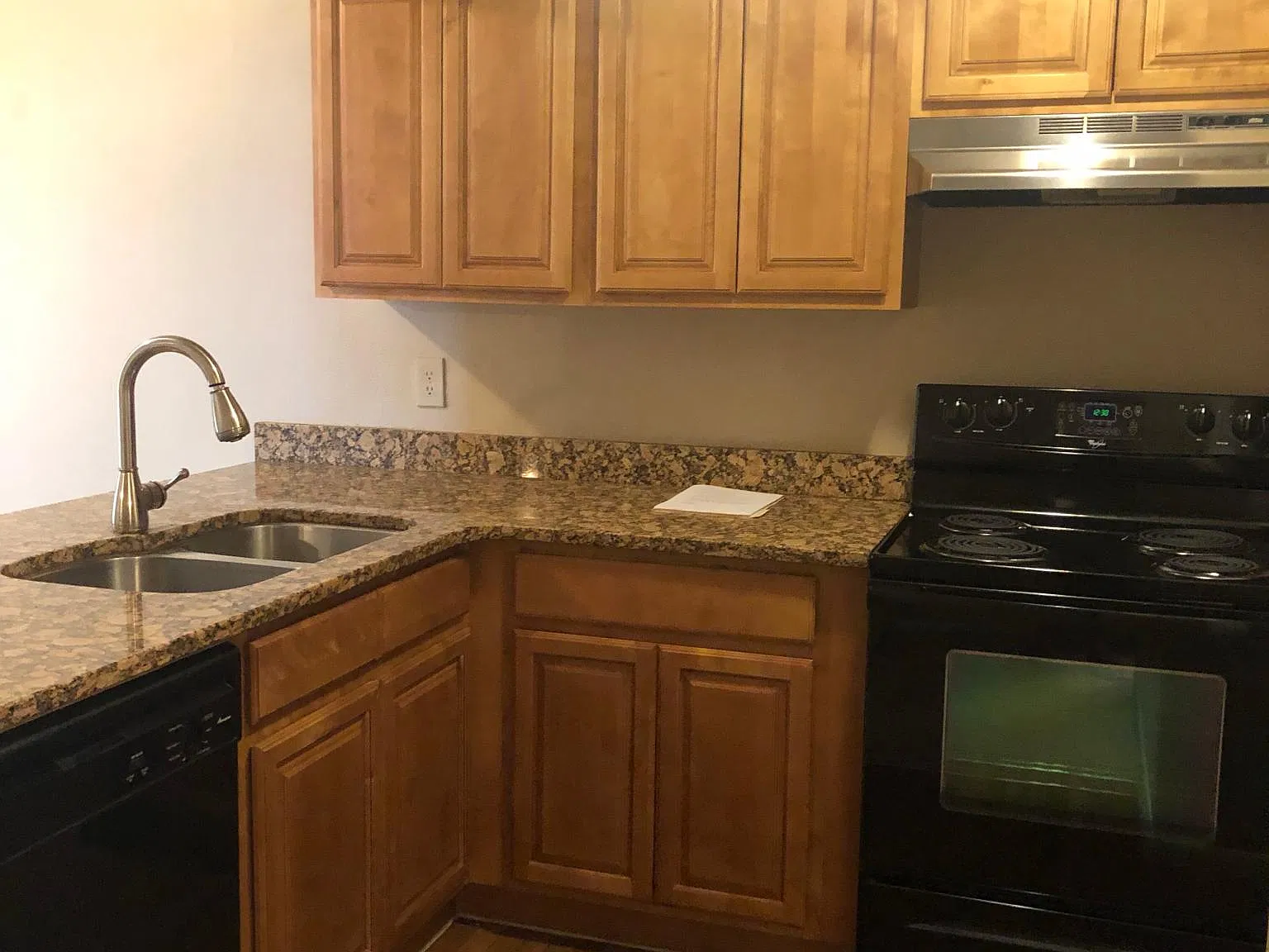 608 Kenwick Cir — Photo 1