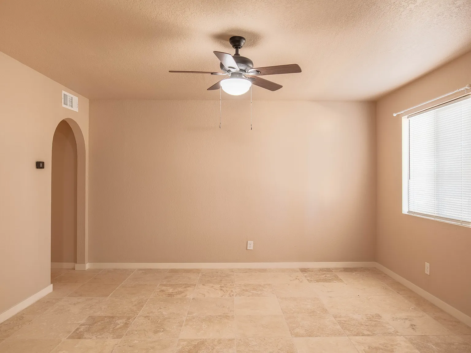 2630 Fairway Dr — Photo 2
