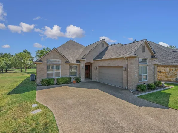 2615 Lochinvar Ln, Bryan, TX 77802