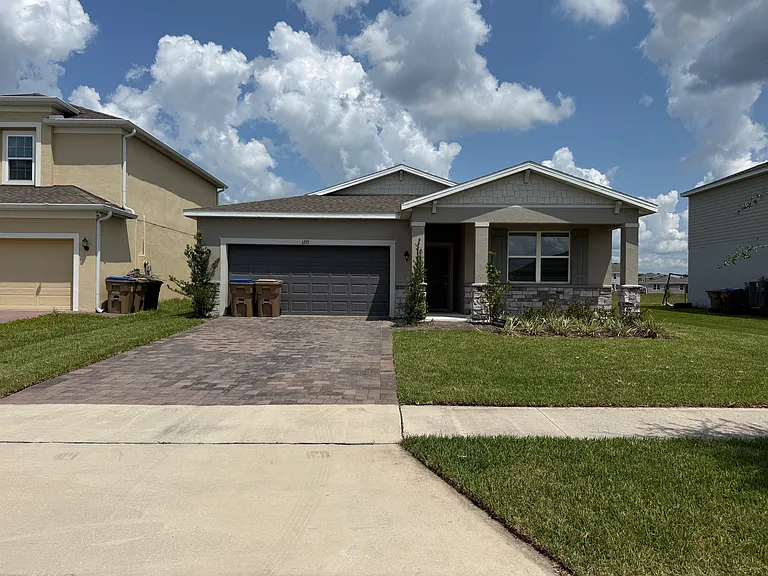 1271 Grassland Ave — Photo 1