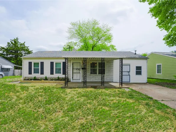 510 Saint Barbara Ln, Cahokia, IL 62206
