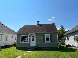 850 Walnut St, Clinton, IN 47842