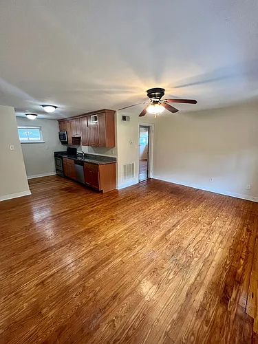 1413 Park Ave Photo 1