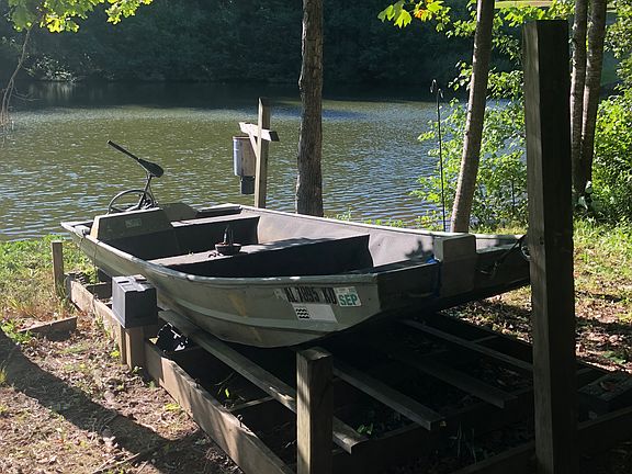 Boat and dock included 