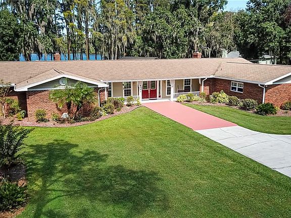 3rd image of 6245 Discovery Ln