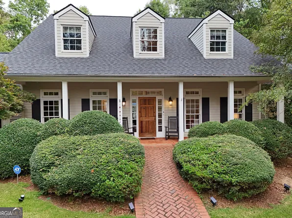 919 Deer Chase Rd, Toccoa, GA 30577