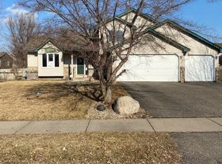 9600 Fallgold Pkwy N, Brooklyn Park, MN 55443
