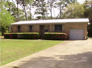600 General Ledbetter Pl, Dauphin Island, AL 36528