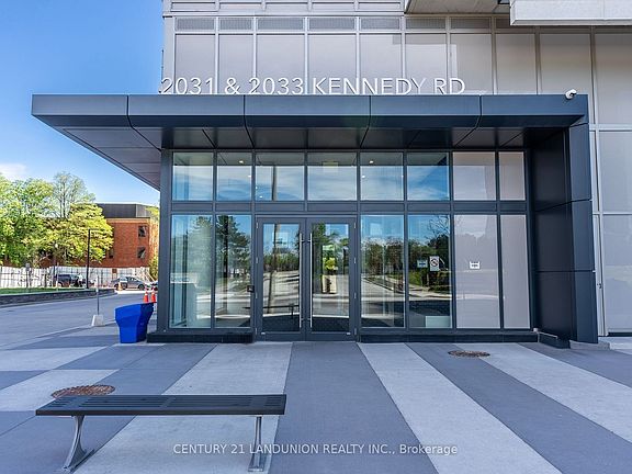 2nd image of 2031 Kennedy Rd #925