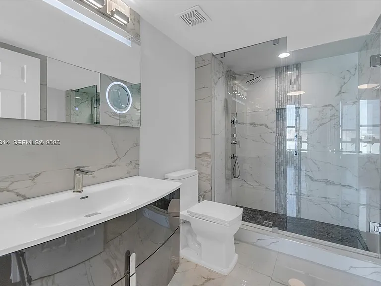1155 Brickell Bay Dr #Penthouse 102 — Photo 31