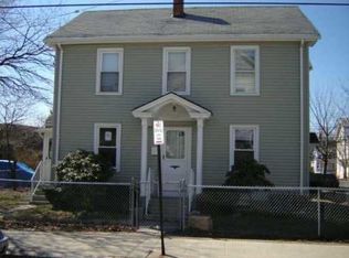 92 Knowles St, Pawtucket, RI 02860