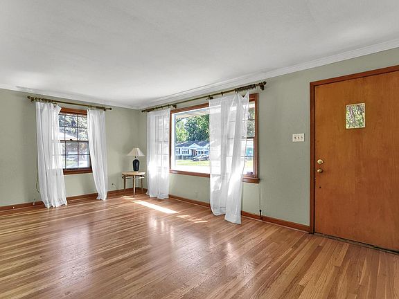 4th image of 10527 Anson Dr
