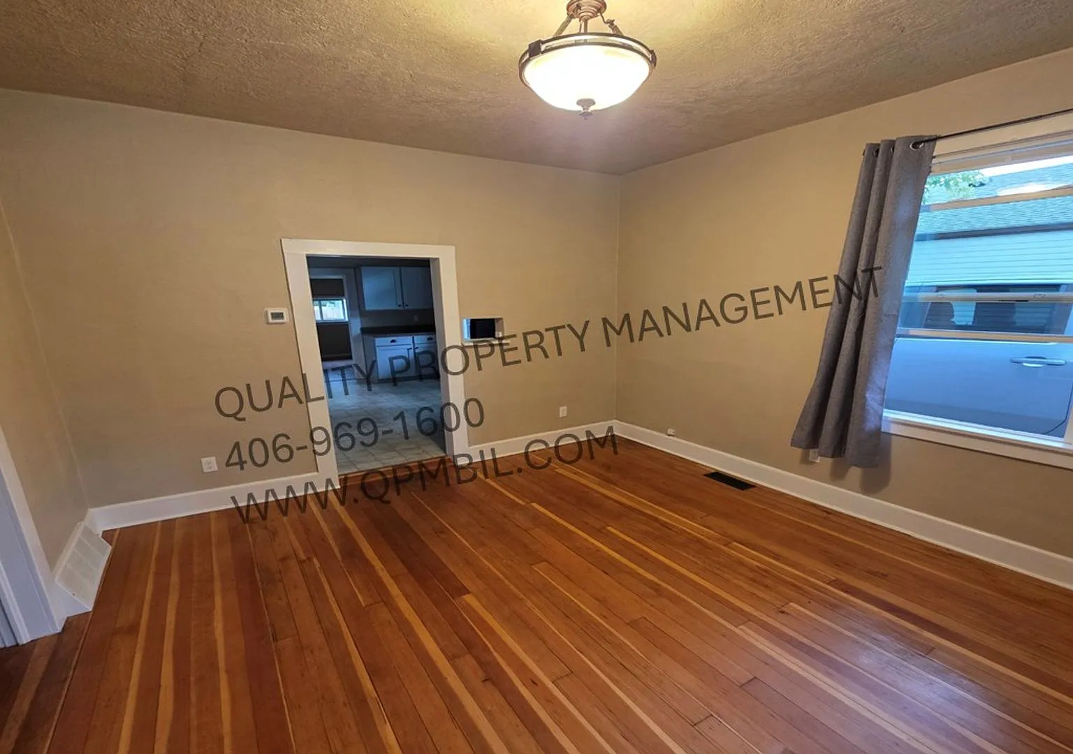 2 Bed 1 Bath Single Family House — Photo 3