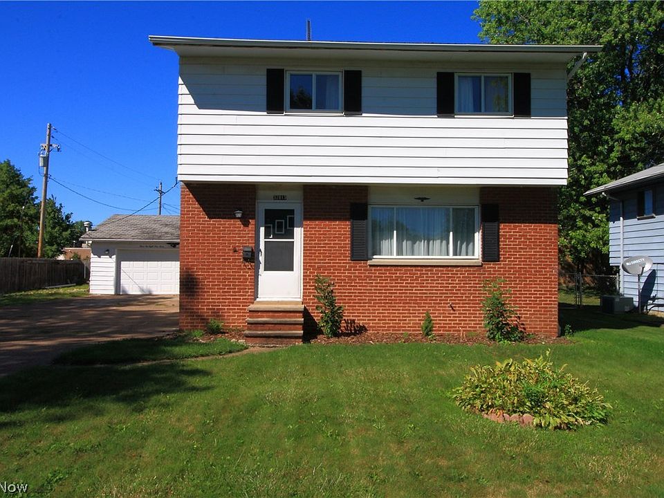 1st image of 32813 Edward Ave