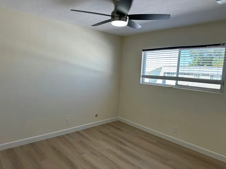1888 Scepter Ct — Photo 17
