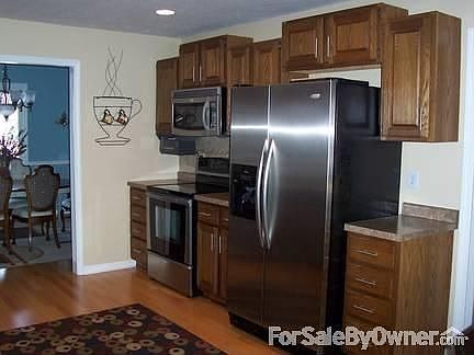 4th image of 2633 Bunker Dr