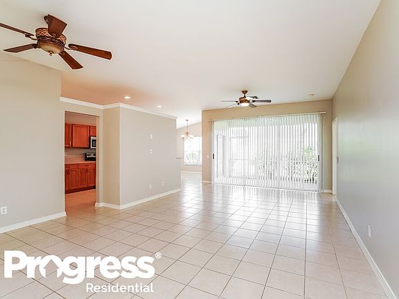 3rd image of 13233 Hampton Park Ct