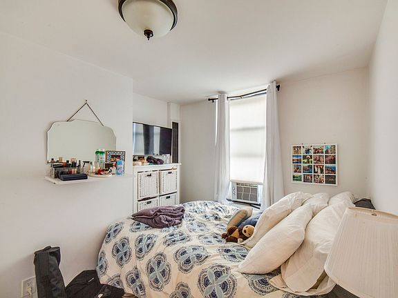 3rd image of 196 Avenue A APT 2