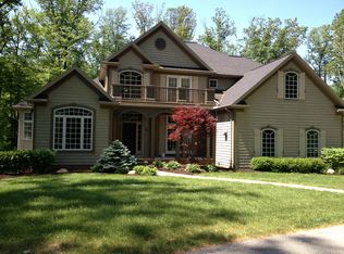 16880 Catsden Rd, Chagrin Falls, OH 44023