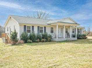 2550 Elmore Town Rd, Baxter, TN 38544