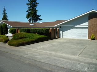 102 Hilltop Dr #A, Sequim, WA 98382