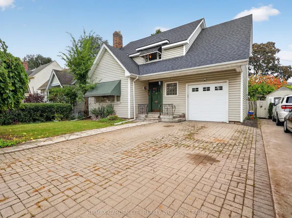 136 Highland Ave, Saint Catharines, ON L2R 4J4