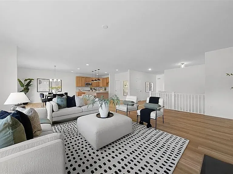 109 Sommerset Ct — Photo 13