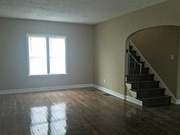3rd image of 1548 Republic Ave