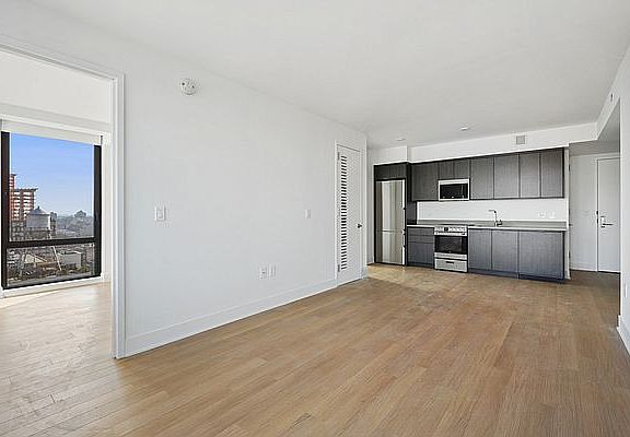 3rd image of 662 Pacific St #19C