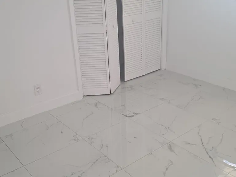 5250 SW 90th Way #1-4 — Photo 6