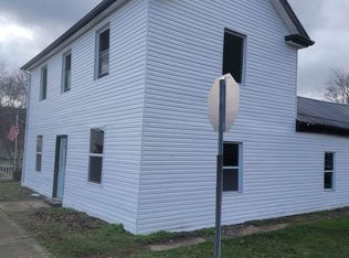 86 Main St, Bloomingburg, OH